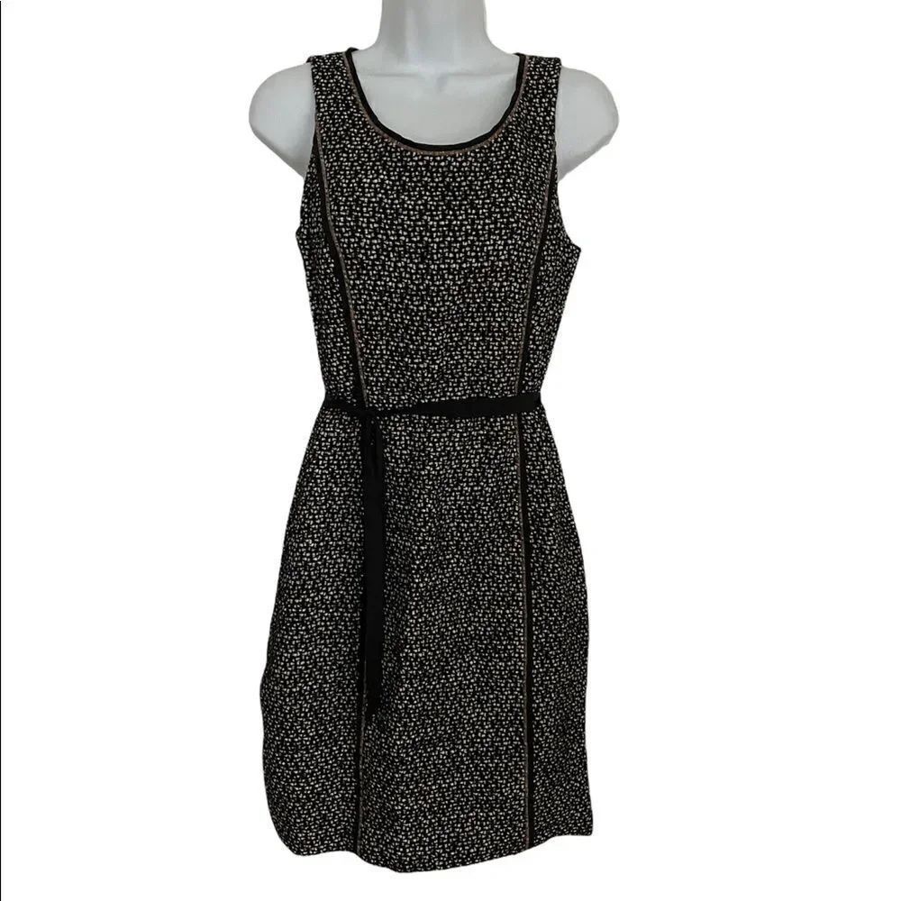Laurel Shift Dress
